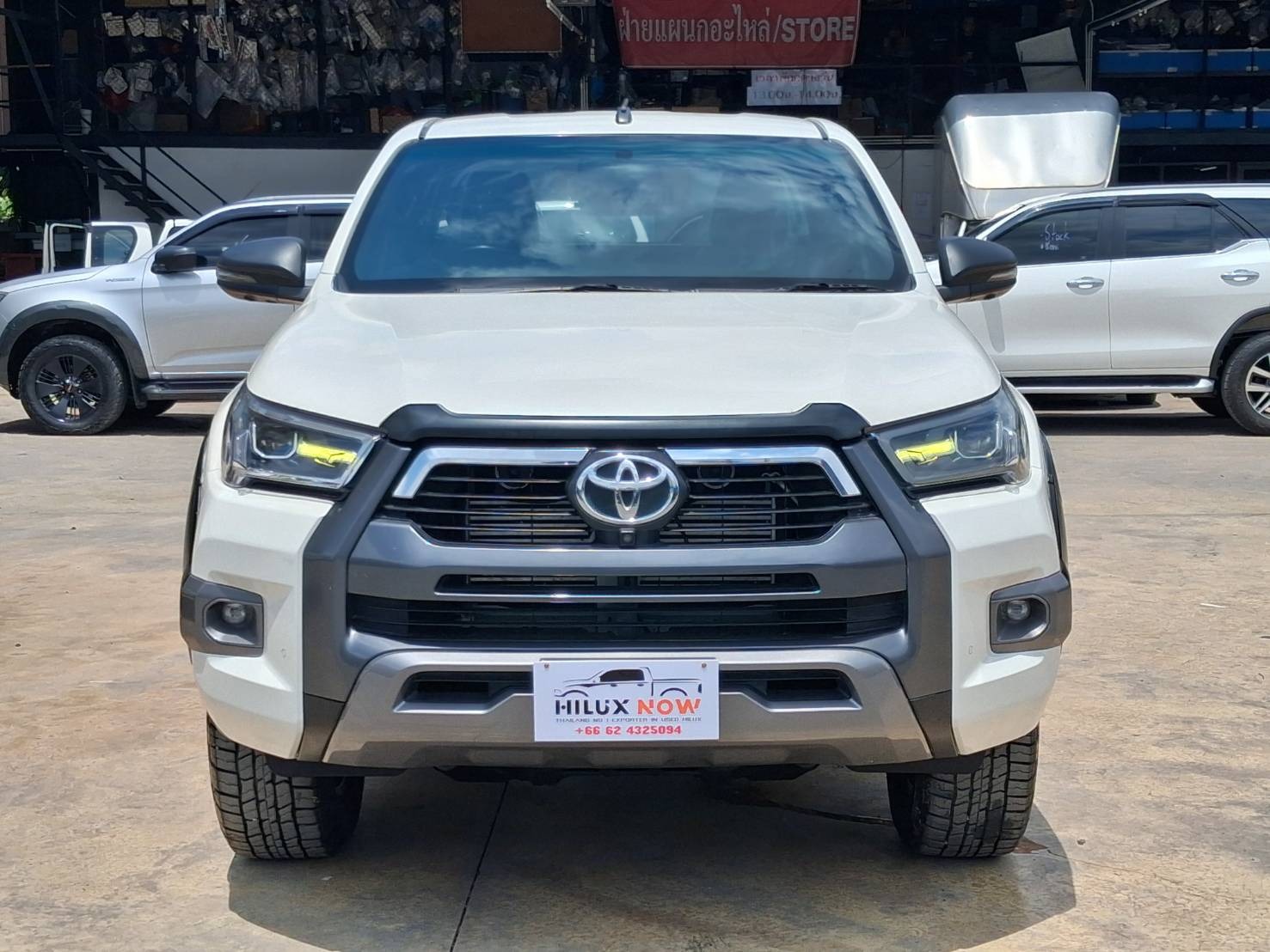 TOYOTA Hilux Rocco