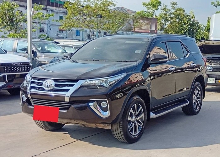 TOYOTA FORTUNER