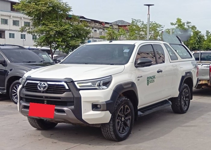 TOYOTA 