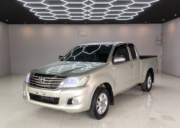 TOYOTA 