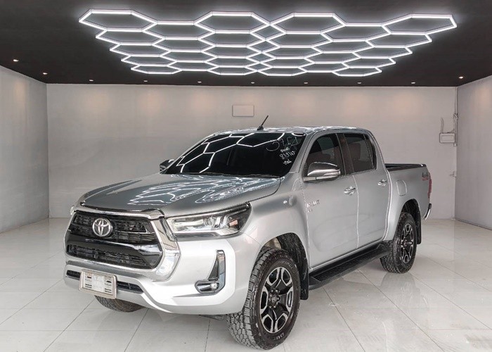 TOYOTA 