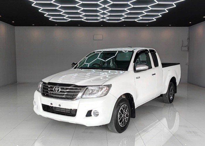 TOYOTA 