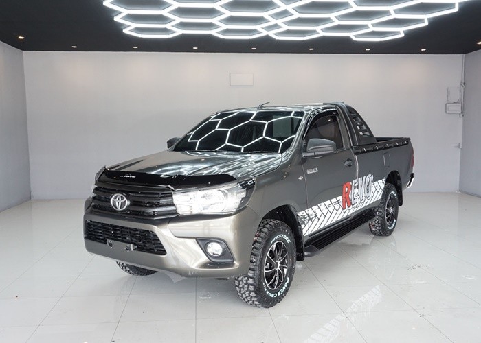 TOYOTA Hilux Revo