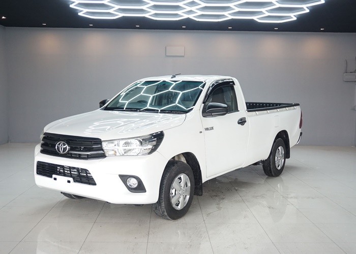 TOYOTA Hilux Revo