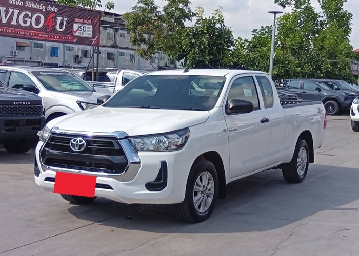 TOYOTA Hilux Revo