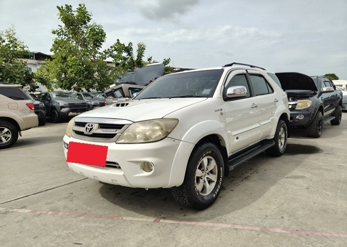 TOYOTA 