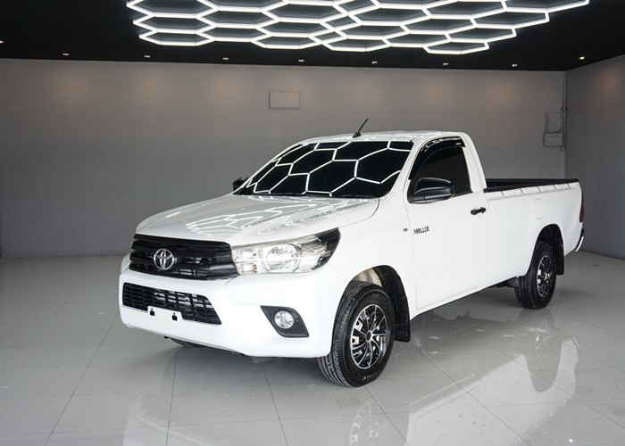 TOYOTA Hilux Revo