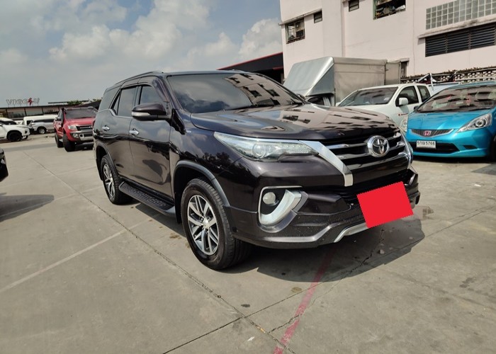 TOYOTA FORTUNER