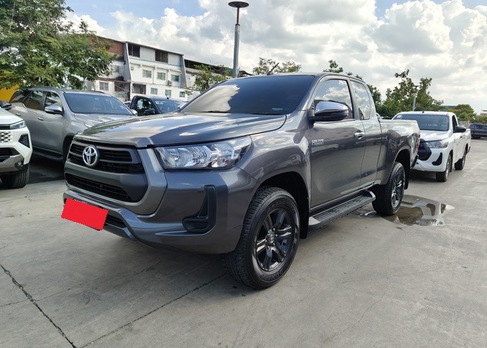 TOYOTA Hilux Revo