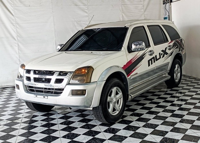 ISUZU MU-7