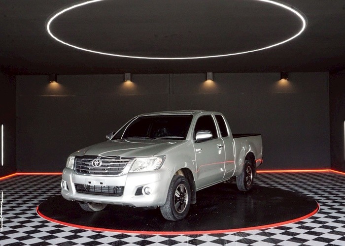 TOYOTA 