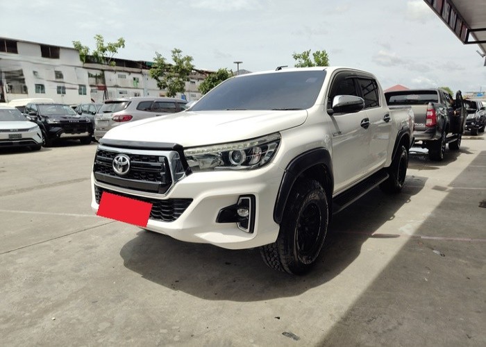 TOYOTA 