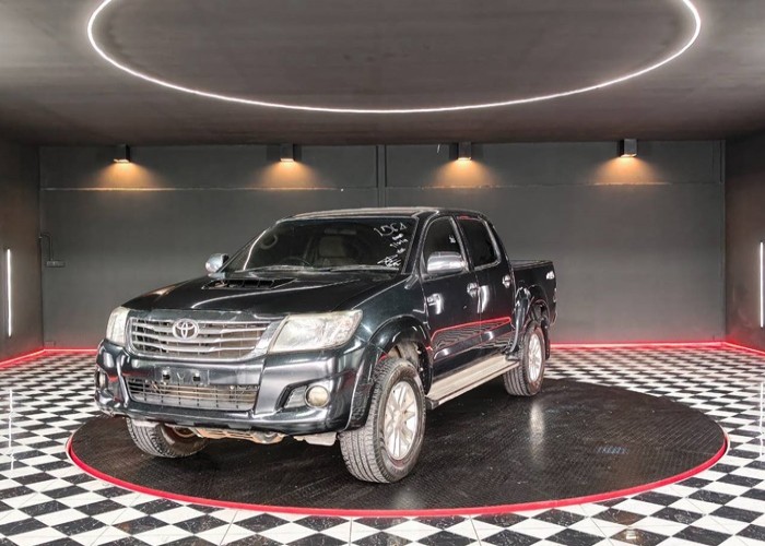 TOYOTA Hilux Vigo