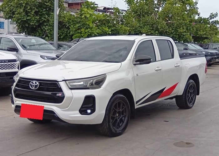 TOYOTA 