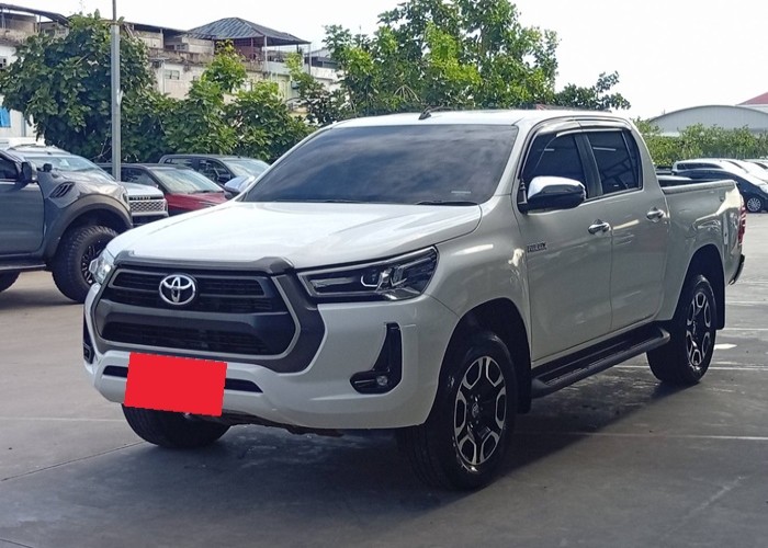 TOYOTA Hilux Revo