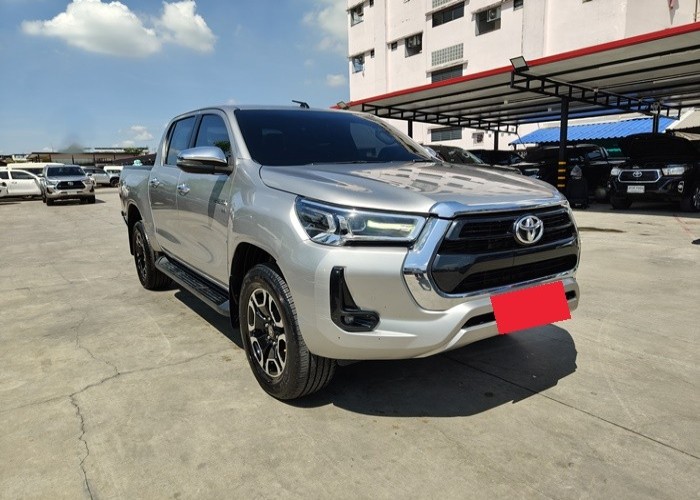 TOYOTA Hilux Revo