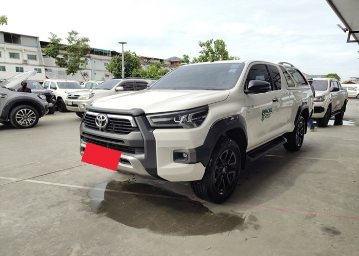 TOYOTA 